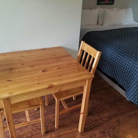 Osoyoos Lakeview Inn & Suites Ngoại thất bức ảnh