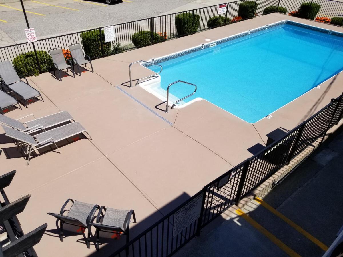 Osoyoos Lakeview Inn & Suites Ngoại thất bức ảnh