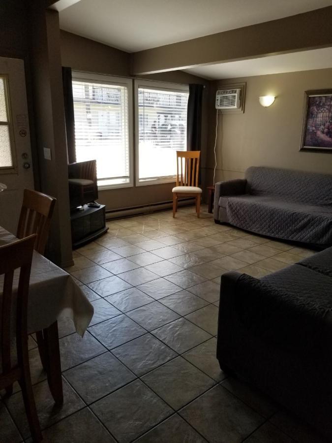 Osoyoos Lakeview Inn & Suites Ngoại thất bức ảnh